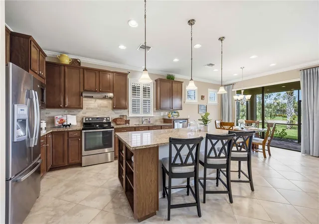 3rd image of 19731 Quisto St, Venice, FL 34292 | MLS# A4699657