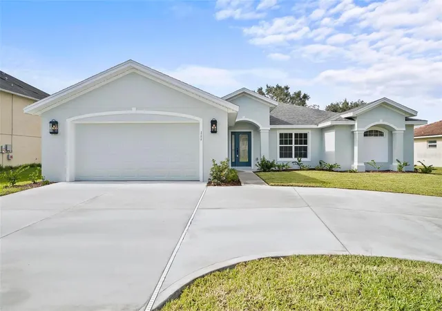 Photo 1 of Single family home for sale at 7 Westmill Ln, Palm Coast, FL 32164 | MLS# FC319879 | Listing updated on 2026-07-17