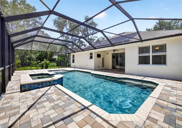 2nd image of 6135 Whimbrelwood Dr, Lithia, FL 33547 | MLS# TB8528075