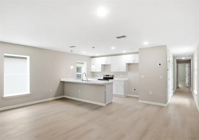2nd image of 2107 Suanee Ave #200, Eustis, FL 32726 | MLS# O6424166