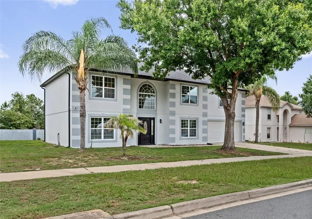 Photo 3 of Single family home for sale at 2960 White Magnolia Loop, Clermont, FL 34711 | MLS# O6424167 | Listing updated on 2026-10-21