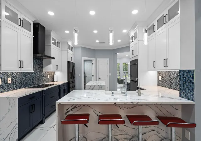Photo 3 of Single family home for sale at 6607 Whispering Pines Rd, Orlando, FL 32824 | MLS# O6424169 | Listing updated on 2026-08-21