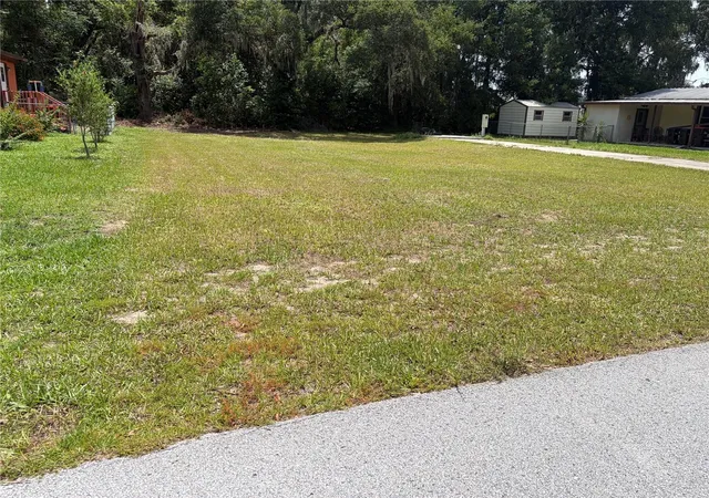 2nd image of 11047 Se 66th Ter, Belleview, FL 34420 | MLS# OM728254