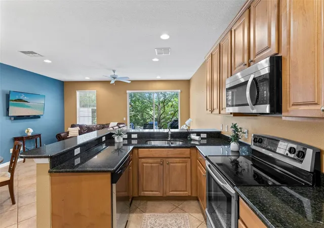 5th image of 5128 Cypress Branch Pt, Oviedo, FL 32765 | MLS# O6424181