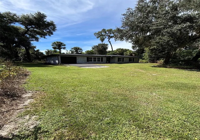 Photo 1 of Single family home for sale at 2911 Williams Rd, Plant City, FL 33565 | MLS# TB8528102 | Listing updated on 2026-09-28