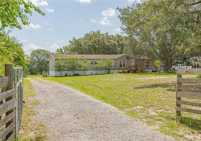 Photo 3 of Manufactured home for sale at 14800 Hays Rd, Spring Hill, FL 34610 | MLS# OM728257 | Listing updated on 2026-08-11