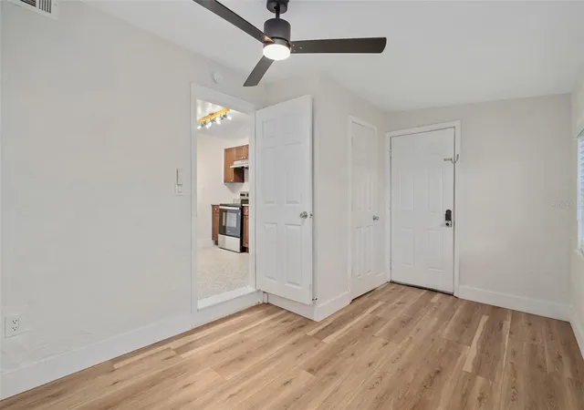 Photo 4 of Single family home for sale at 914 26th Street, Orlando, FL 32805 | MLS# A4699665 | Listing updated on 2026-10-27