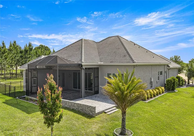 Photo 3 of Single family home for sale at 2371 N Peakview Loop, Hernando, FL 34442 | MLS# OM728260 | Listing updated on 2026-09-25
