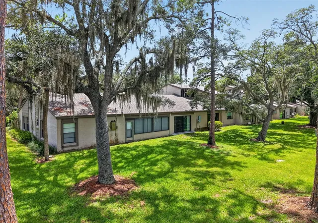 Photo 3 of Townhouse for sale at 612 Woodridge Dr, Fern Park, FL 32730 | MLS# O6424194 | Listing updated on 2026-10-03