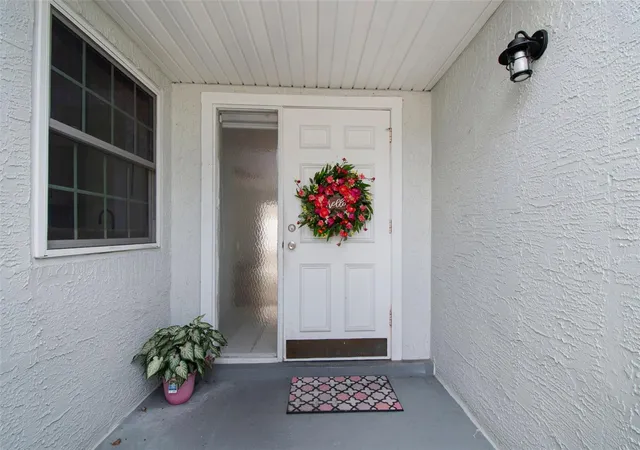 4th image of 341 Hibiscus Dr, Palm Harbor, FL 34684 | MLS# TB8528121