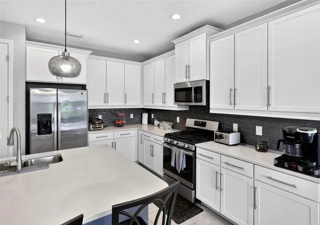 4th image of 3073 Mountain Spruce Ter, Wesley Chapel, FL 33543 | MLS# TB8528123