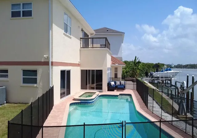 Photo 3 of Single family home for sale at 919 Key Way, Nokomis, FL 34275 | MLS# N6144988 | Listing updated on 2026-07-13