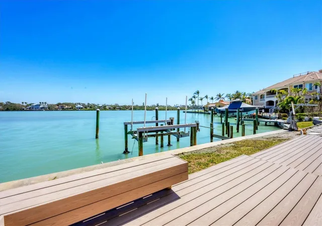 Photo 4 of Single family home for sale at 919 Key Way, Nokomis, FL 34275 | MLS# N6144988 | Listing updated on 2026-07-13