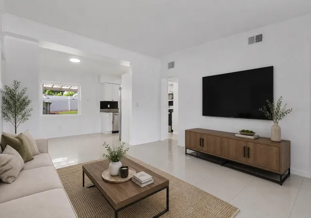 Photo 2 of Single family home for sale at 5910 Indian Hl Rd, Orlando, FL 32808 | MLS# O6424205 | Listing updated on 2026-08-15