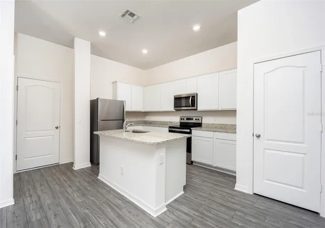 5th image of 648 Poppy Ln, Dundee, FL 33838 | MLS# TB8528133