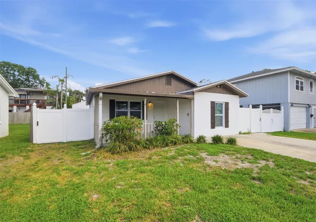 Photo 3 of Single family home for sale at 1842 Shore Acres Blvd NE, Saint Petersburg, FL 33703 | MLS# O6424211 | Listing updated on 2026-08-28