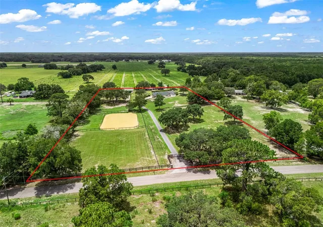 Photo 2 of Sale Pending at 14356 Sw 101st Lane, Dunnellon, FL 34432 | MLS# OM728263 | Listing updated on 2026-09-02