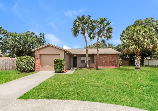 1st image of 1002 Pinehaven Ct, Brandon, FL 33511 | MLS# C7528272