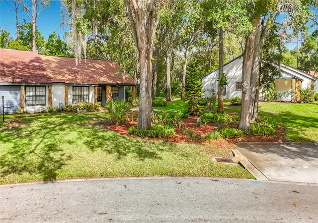 5th image of 2077 Woodcutter Ct, Spring Hill, FL 34606 | MLS# W7887550