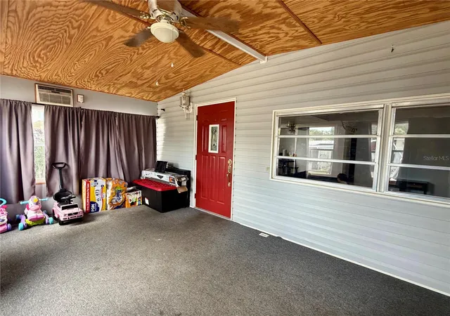 4th image of 916 51St Avenue Plz W, Bradenton, FL 34207 | MLS# D6148037