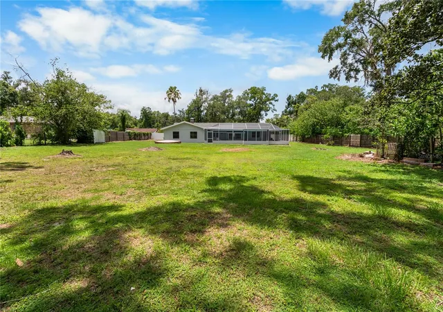 Photo 3 of Single family home for sale at 3104 Fairlea Ln, Valrico, FL 33596 | MLS# TB8528160 | Listing updated on 2026-10-29