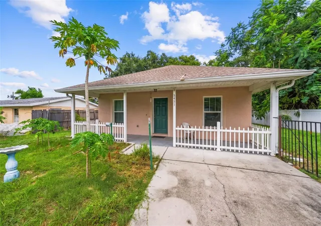Photo 1 of Single family home for sale at 5451 Mac Arthur Ave, New Port Richey, FL 34652 | MLS# TB8528164 | Listing updated on 2026-09-17