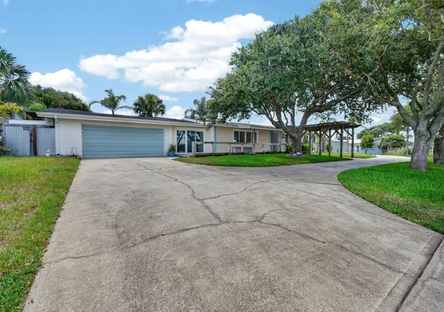 2nd image of 2071 S Peninsula Dr, Daytona Beach, FL 32118 | MLS# V4950152