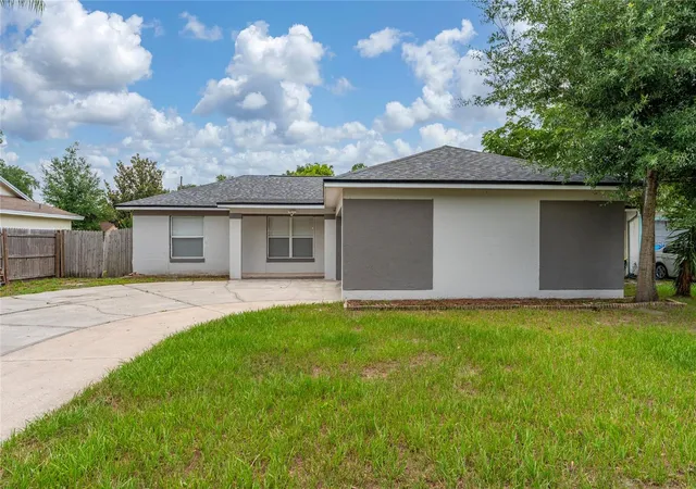 Photo 1 of Single family home for sale at 631 Stanford Dr, Altamonte Springs, FL 32714 | MLS# O6424242 | Listing updated on 2026-10-01