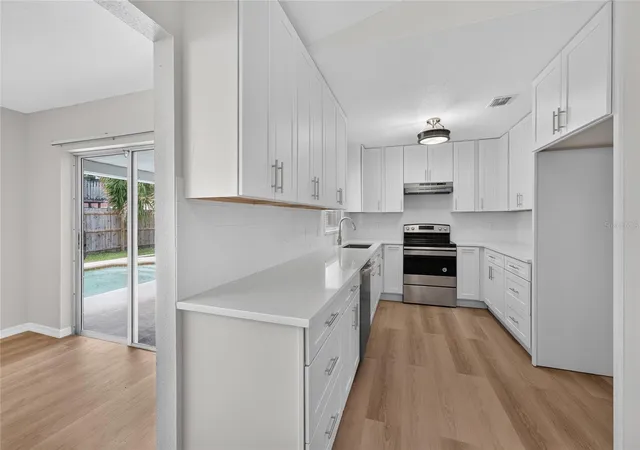 Photo 4 of Single family home for sale at 631 Stanford Dr, Altamonte Springs, FL 32714 | MLS# O6424242 | Listing updated on 2026-10-01