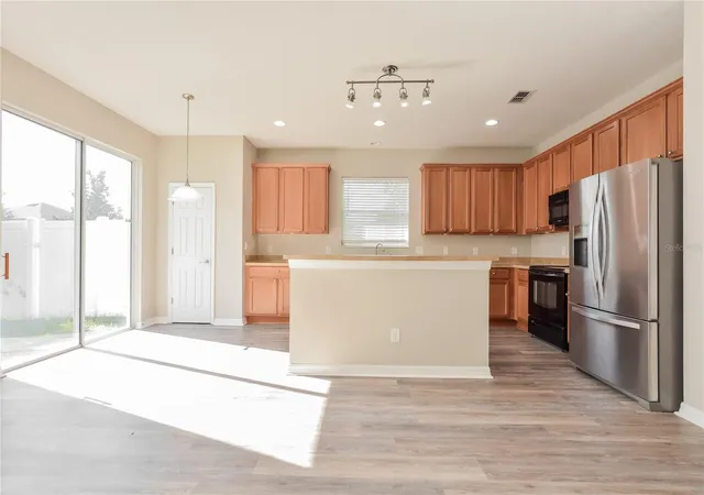 4th image of 5061 Gandross Ln, Mount Dora, FL 32757 | MLS# C7528276