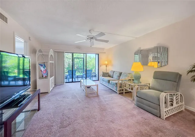 4th image of 175 Kings Hwy #Bldg 3 UNIT 314, Punta Gorda, FL 33983 | MLS# C7528282