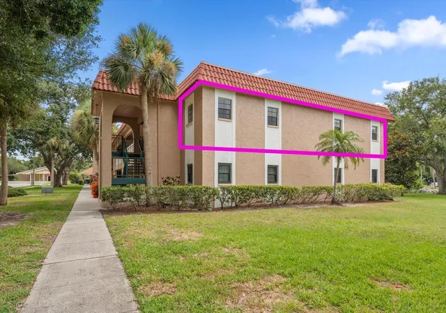 4th image of 1750 Belleair Forest Dr #B8, Belleair, FL 33756 | MLS# TB8528200