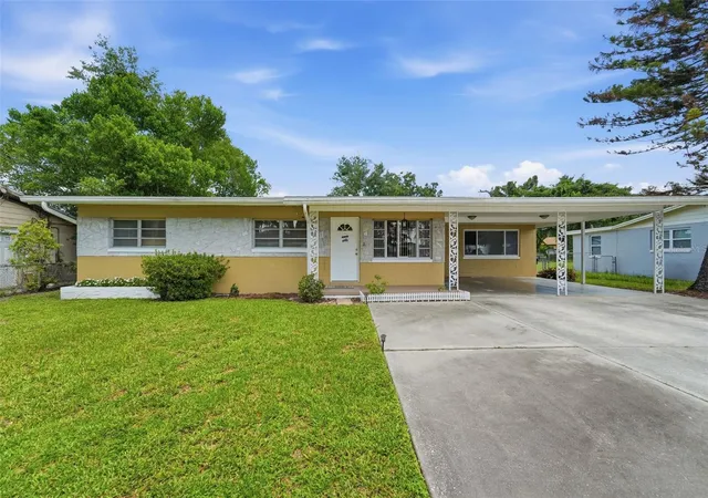 Photo 1 of Single family home for sale at 123 E Lake Mary Dr, Orlando, FL 32839 | MLS# O6424265 | Listing updated on 2026-08-09