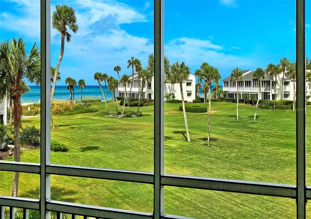 4th image of 7115 Gulf Of Mexico Dr, Longboat Key, FL 34228