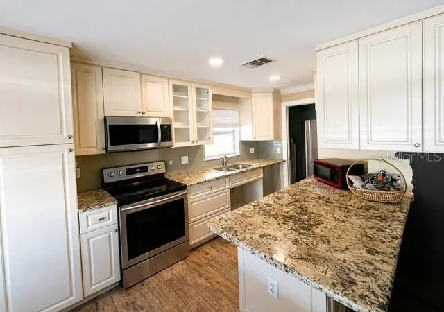 Photo 4 of Single family home for sale at 3756 Edison Ave, Fort Myers, FL 33916 | MLS# O6424272 | Listing updated on 2026-07-19