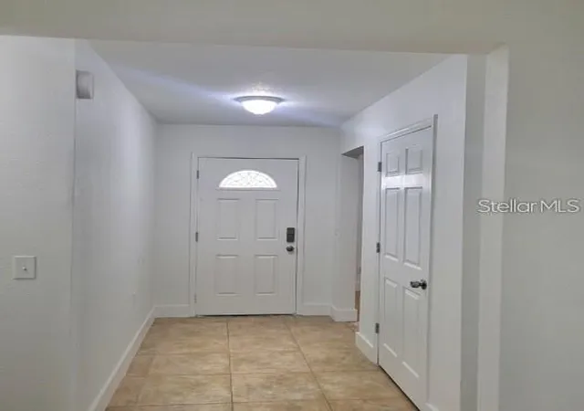 2nd image of 605 Hillpoint Wy, Brandon, FL 33510 | MLS# TB8528220