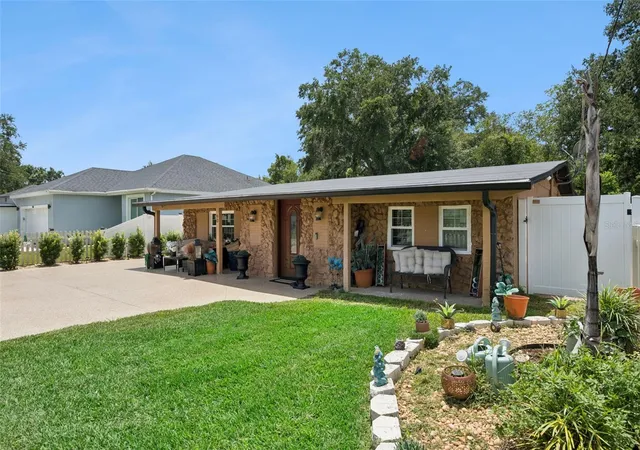 Photo 3 of Single family home for sale at 90 N Goldwyn Ave, Orlando, FL 32805 | MLS# S5153524 | Listing updated on 2026-10-05