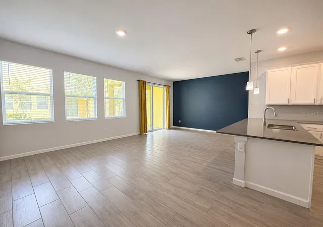 Photo 3 of Townhouse for sale at 9317 Tecumseh Dr, Orlando, FL 32825 | MLS# O6424283 | Listing updated on 2026-09-22