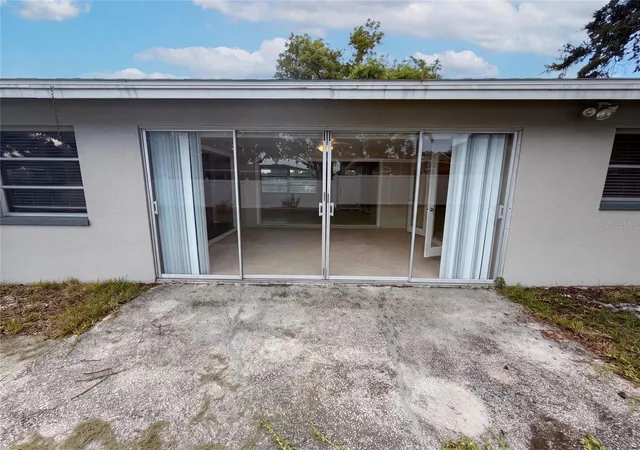 Homes for sale in Clearwater, FL | 1666 Palace Dr, Clearwater, FL 33756 | MLS# O6424284