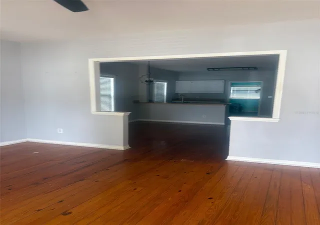 3rd image of 320 S Courtland Ave, Bartow, FL 33830 | MLS# TB8528241