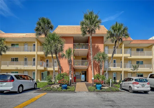 Photo 3 of Condo for sale at 9000 Blind Pass Rd #303, Sarasota, FL 34242 | MLS# A4699697 | Listing updated on 2026-09-04