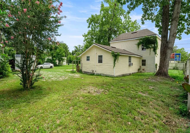 5th image of 10107 S Division Ave, Hampton, FL 32044 | MLS# OM728287