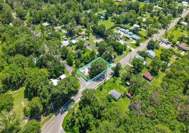 1st image of 10530 Prospect Ave, Hampton, FL 32044 | MLS# OM728289
