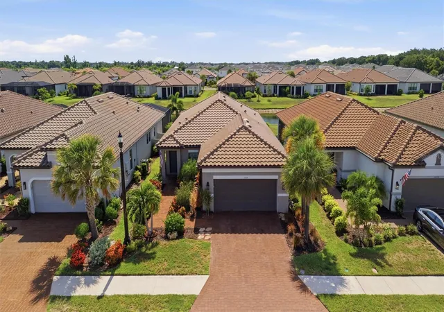 2nd image of 11115 Devonbridge Dr, Palmetto, FL 34221 | MLS# TB8528245