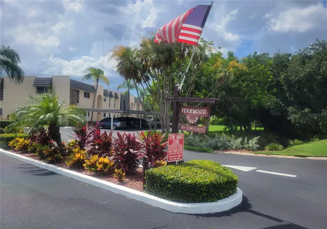 3rd image of 114 Fernwood Cir #114, Seminole, FL 33777 | MLS# TB8528249