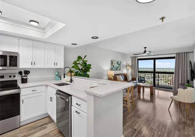 5th image of 1513 Ocean Shore Blvd, Ormond Beach, FL 32176
