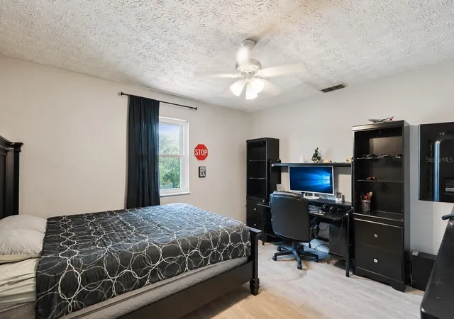 Photo 3 of Single family home for sale at 1869 Kings Point Blvd, Kissimmee, FL 34744 | MLS# O6424293 | Listing updated on 2026-08-20