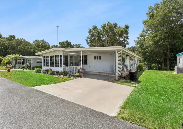 Photo 2 of Manufactured home for sale at 104 Oleander Cvs, Leesburg, FL 34748 | MLS# G5114927 | Listing updated on 2026-08-08