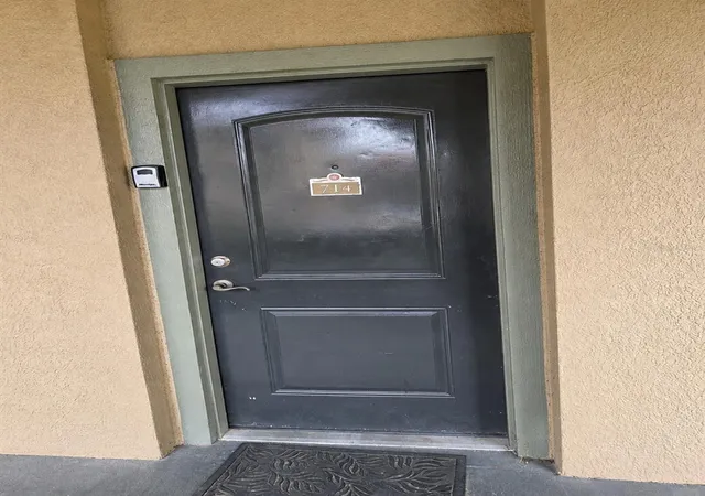 3rd image of 901 Charo Pkwy #714, Davenport, FL 33897 | MLS# S5153528