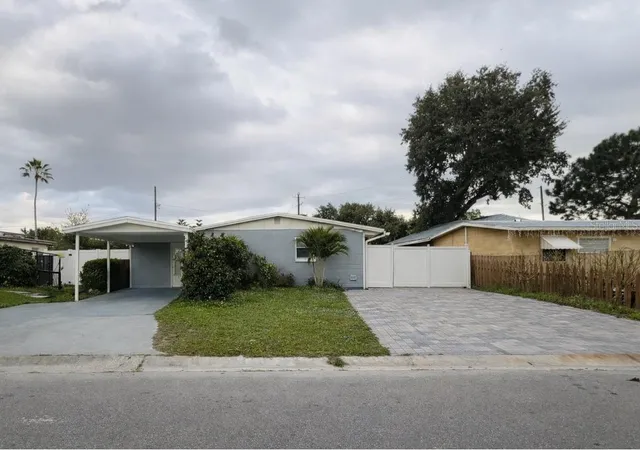 Photo 1 of Single family home for sale at 2615 N Beaumont Ave, Kissimmee, FL 34741 | MLS# S5153530 | Listing updated on 2026-07-11